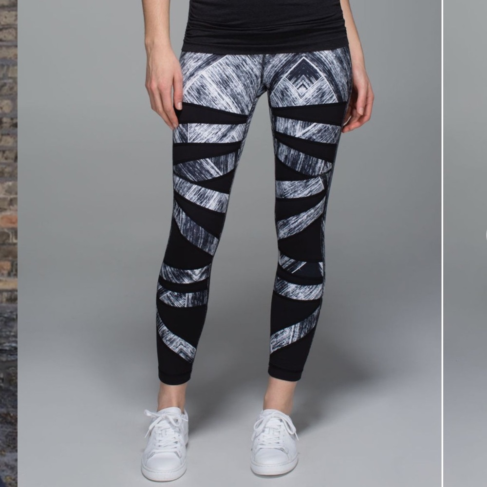 Rare Lululemon High Times Pant Heat Wave White Black / Black Mesh Size 10